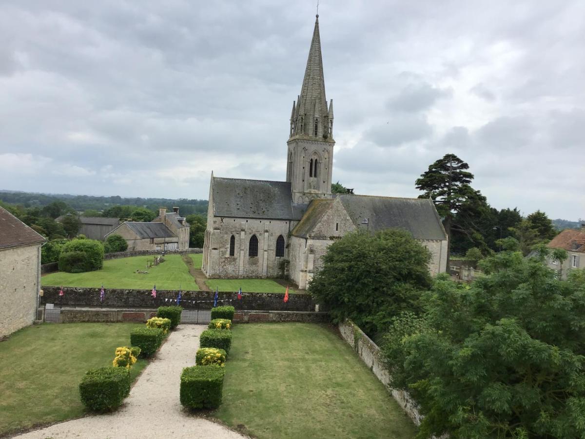 Le Bourg Bed & Breakfast Asnieres-en-Bessin Dış mekan fotoğraf