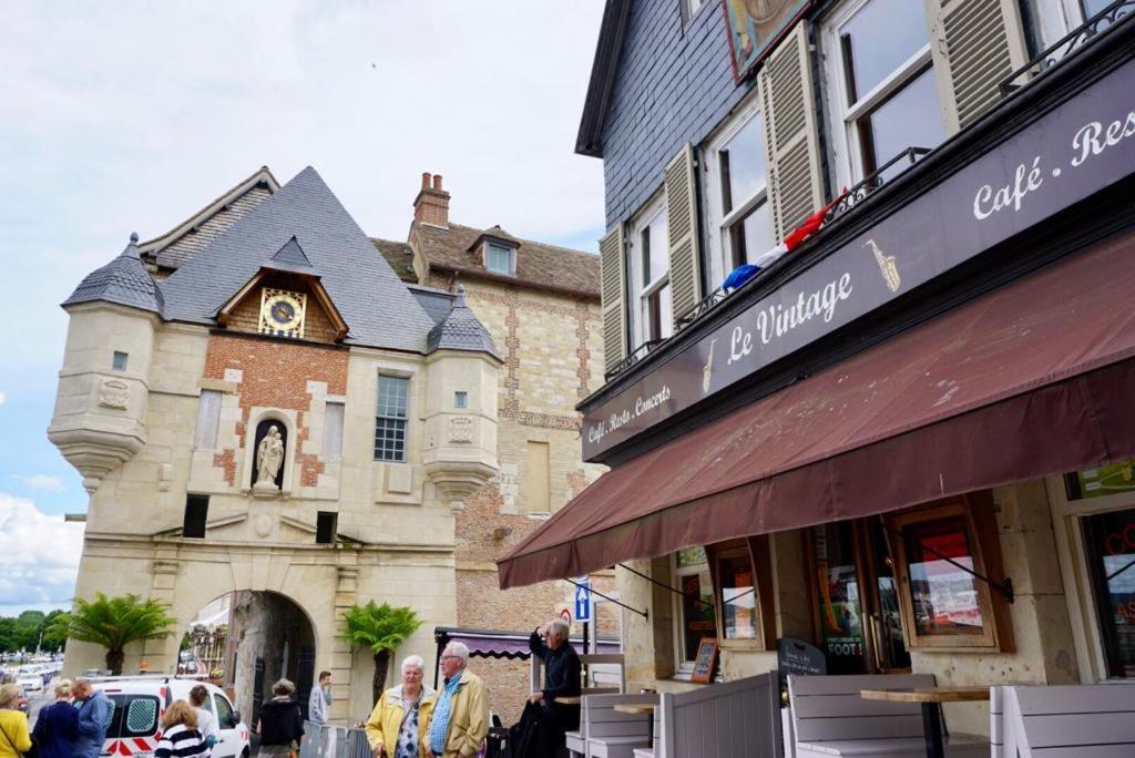 Le Bourg Bed & Breakfast Asnieres-en-Bessin Dış mekan fotoğraf