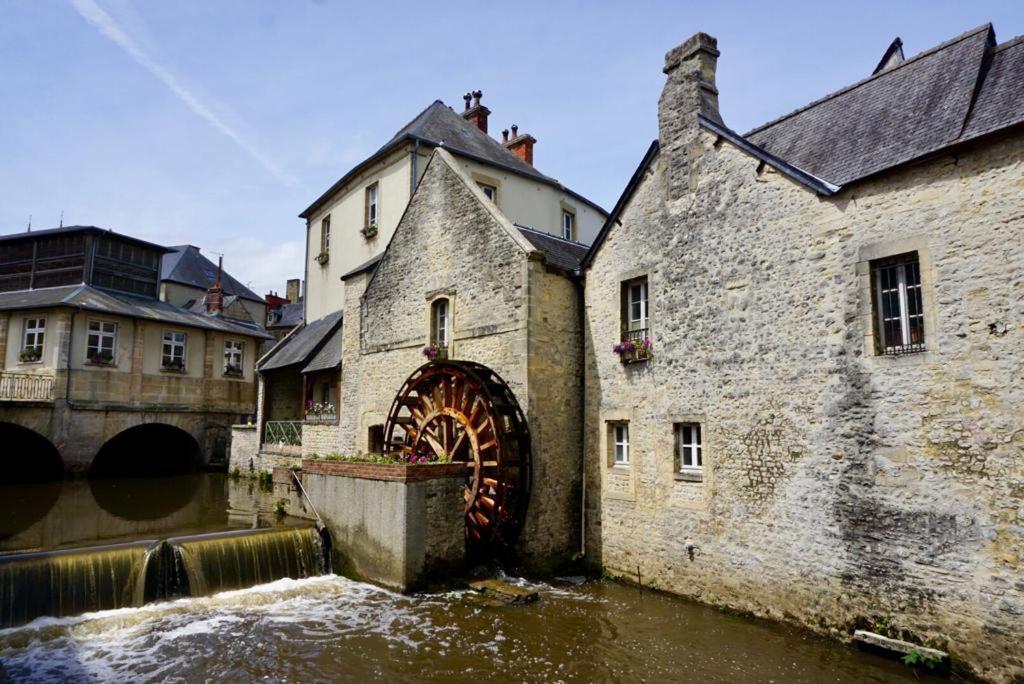 Le Bourg Bed & Breakfast Asnieres-en-Bessin Dış mekan fotoğraf