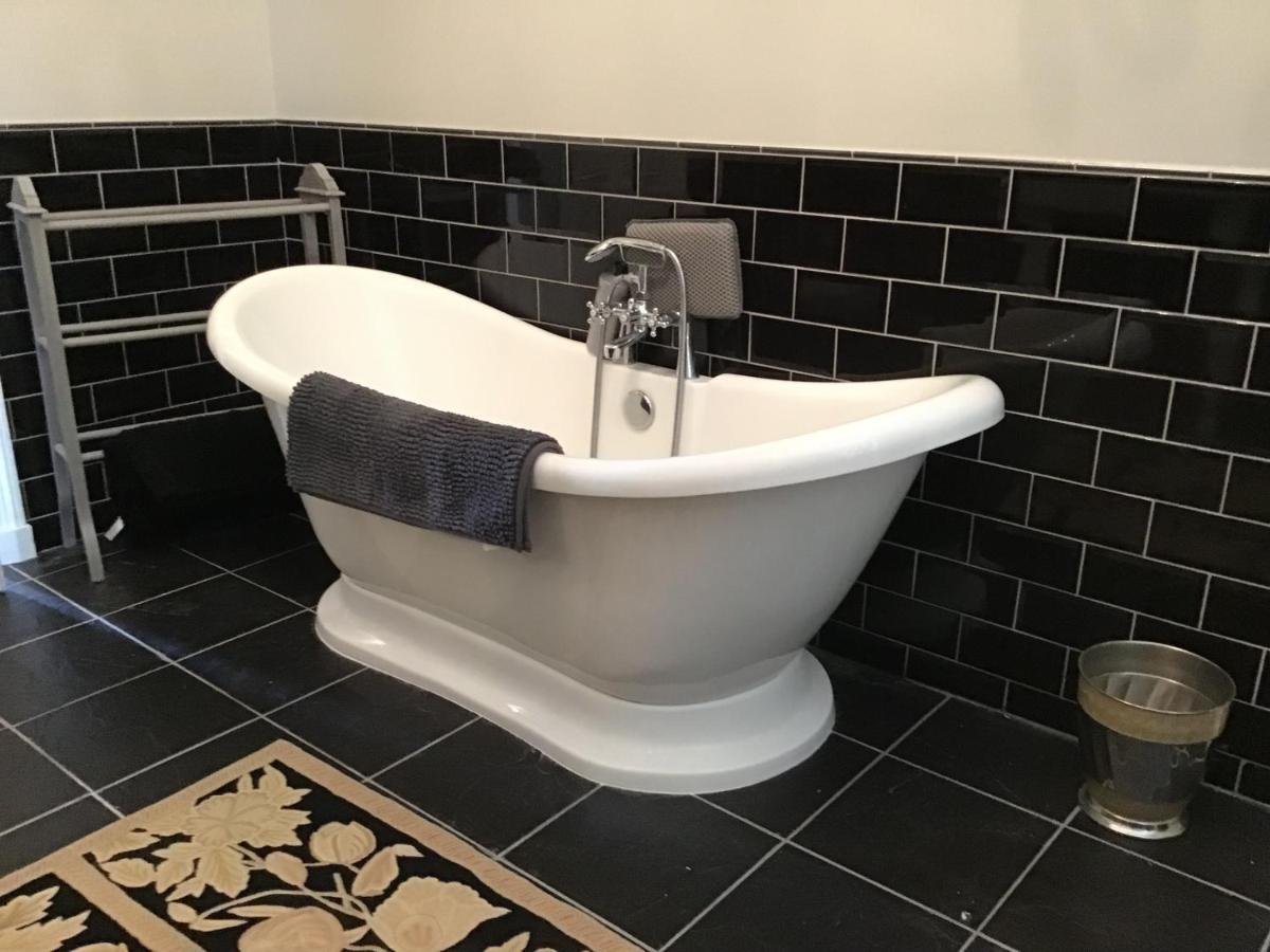Le Bourg Bed & Breakfast Asnieres-en-Bessin Dış mekan fotoğraf