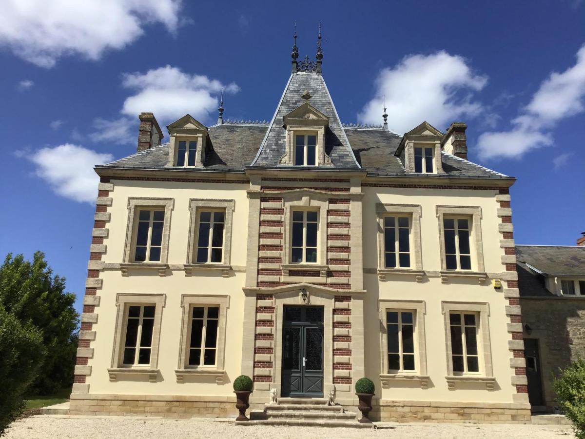 Le Bourg Bed & Breakfast Asnieres-en-Bessin Dış mekan fotoğraf